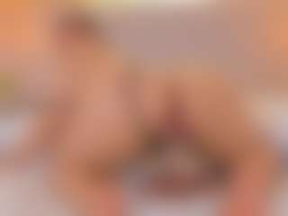 elizabeth-bree's Live Sex Cam Show