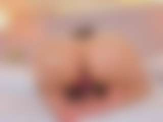 elizabeth-bree's Live Sex Cam Show