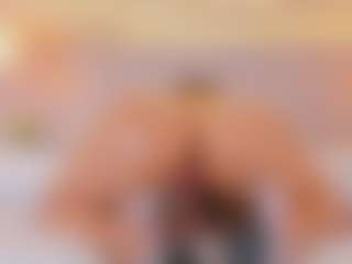 elizabeth-bree's Live Sex Cam Show