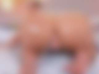 elizabeth-bree's Live Sex Cam Show