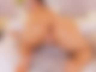 elizabeth-bree's Live Sex Cam Show