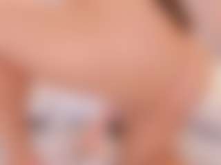 elizabeth-bree's Live Sex Cam Show