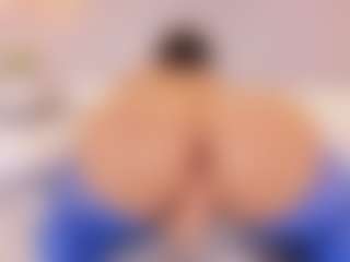 elizabeth-bree's Live Sex Cam Show