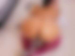 elizabeth-bree's Live Sex Cam Show