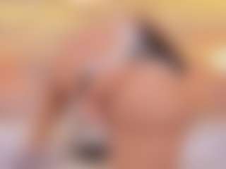 Live cam show with elizabeth-bree - Latina Petite on Camsoda | colombia