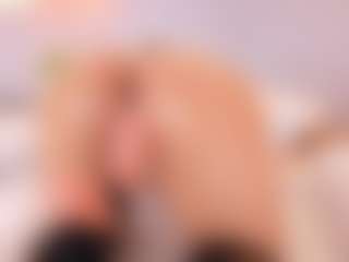 elizabeth-bree's Live Sex Cam Show