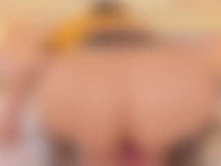 elizabeth-bree's Live Sex Cam Show