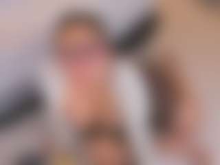 Live cam show with elizabeth-bree - Handjob on Soda Cam