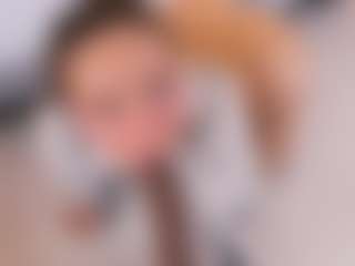 Live cam show with elizabeth-bree - Butt Plug on fuck-show.com