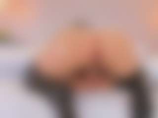 Live cam show with elizabeth-bree - Dirty Talk on Milfs Live