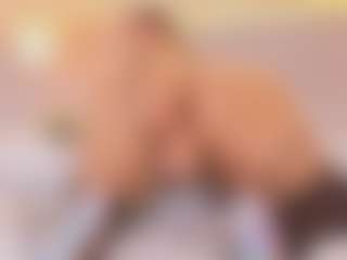 elizabeth-bree's Live Sex Cam Show