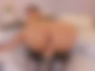 elizabeth-bree's Live Sex Cam Show