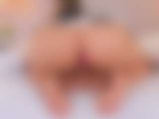 elizabeth-bree's Live Sex Cam Show