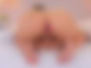 elizabeth-bree's Live Sex Cam Show