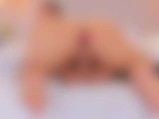 elizabeth-bree's Live Sex Cam Show