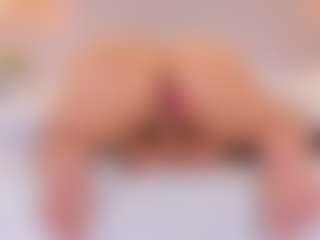 elizabeth-bree's Live Sex Cam Show