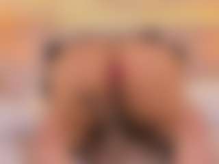 elizabeth-bree's Live Sex Cam Show