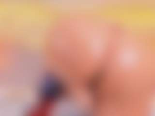 elizabeth-bree's Live Sex Cam Show