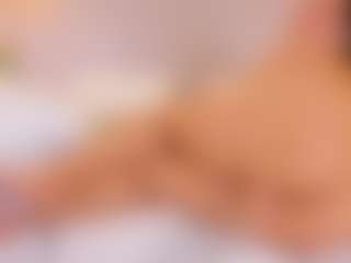 elizabeth-bree's Live Sex Cam Show