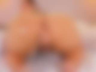 elizabeth-bree's Live Sex Cam Show