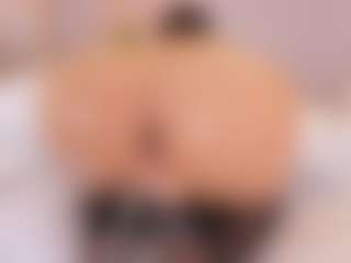 elizabeth-bree's Live Sex Cam Show
