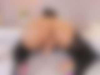 elizabeth-bree's Live Sex Cam Show