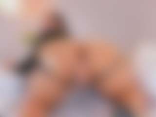 elizabeth-bree's Live Sex Cam Show