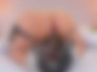 elizabeth-bree's Live Sex Cam Show