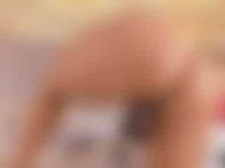 elizabeth-bree's Live Sex Cam Show