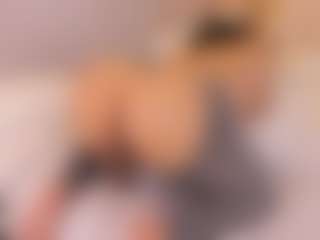 Live cam show with elizabeth-bree - Creampie on Dolls Live