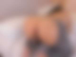 elizabeth-bree's Live Sex Cam Show