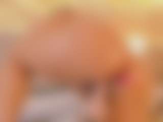 elizabeth-bree's Live Sex Cam Show
