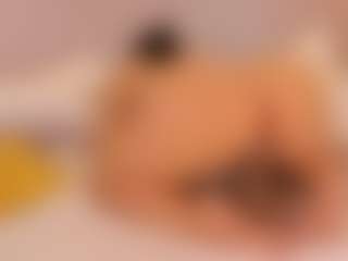 elizabeth-bree's Live Sex Cam Show