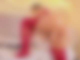 Live cam show with elizabeth-bree - Facial on SxyPornLive