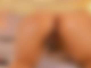 Live cam show with elizabeth-bree - Shaved on camwithhim.com