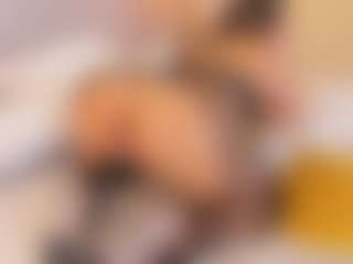 elizabeth-bree's Live Sex Cam Show