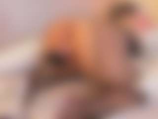 elizabeth-bree's Live Sex Cam Show