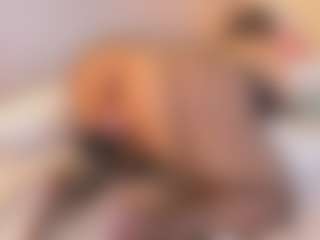 elizabeth-bree's Live Sex Cam Show