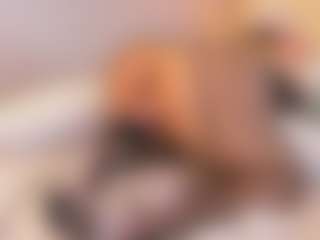 elizabeth-bree's Live Sex Cam Show