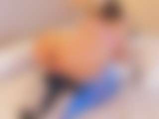elizabeth-bree's Live Sex Cam Show