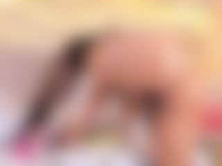 elizabeth-bree's Live Sex Cam Show