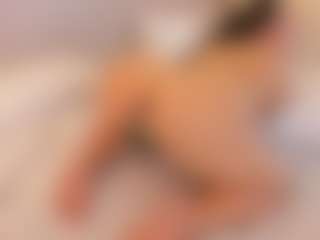 elizabeth-bree's Live Sex Cam Show