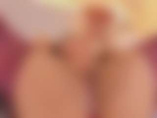elizabeth-bree's Live Sex Cam Show