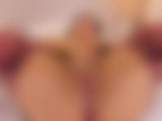 elizabeth-bree's Live Sex Cam Show