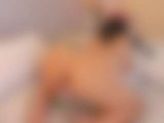 elizabeth-bree's Live Sex Cam Show