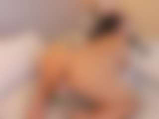 elizabeth-bree's Live Sex Cam Show