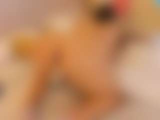 elizabeth-bree's Live Sex Cam Show