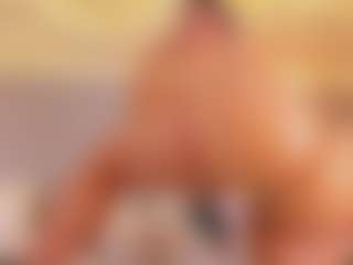 Live cam show with elizabeth-bree - Latex on StripNow