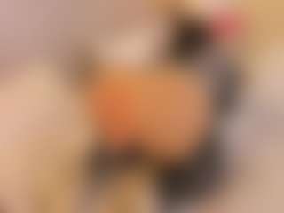 elizabeth-bree's Live Sex Cam Show