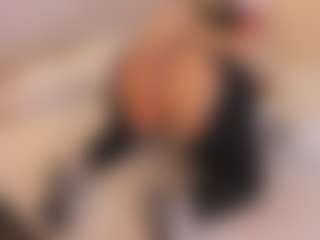 elizabeth-bree's Live Sex Cam Show